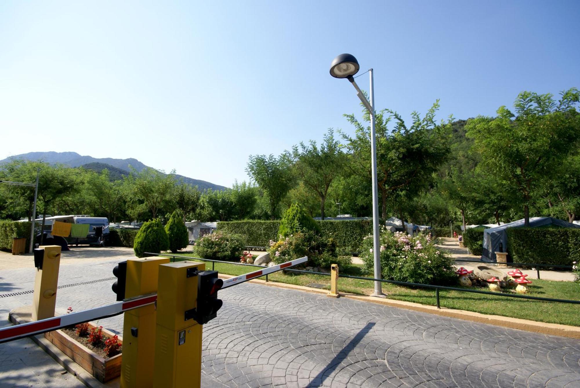 Hotel Camping Bassegoda Park Albanya Exteriér fotografie